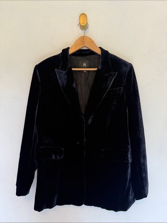 Banana Republic Jackets & Blazers - Perfect Banana Republic Velvet Black Blazer 10